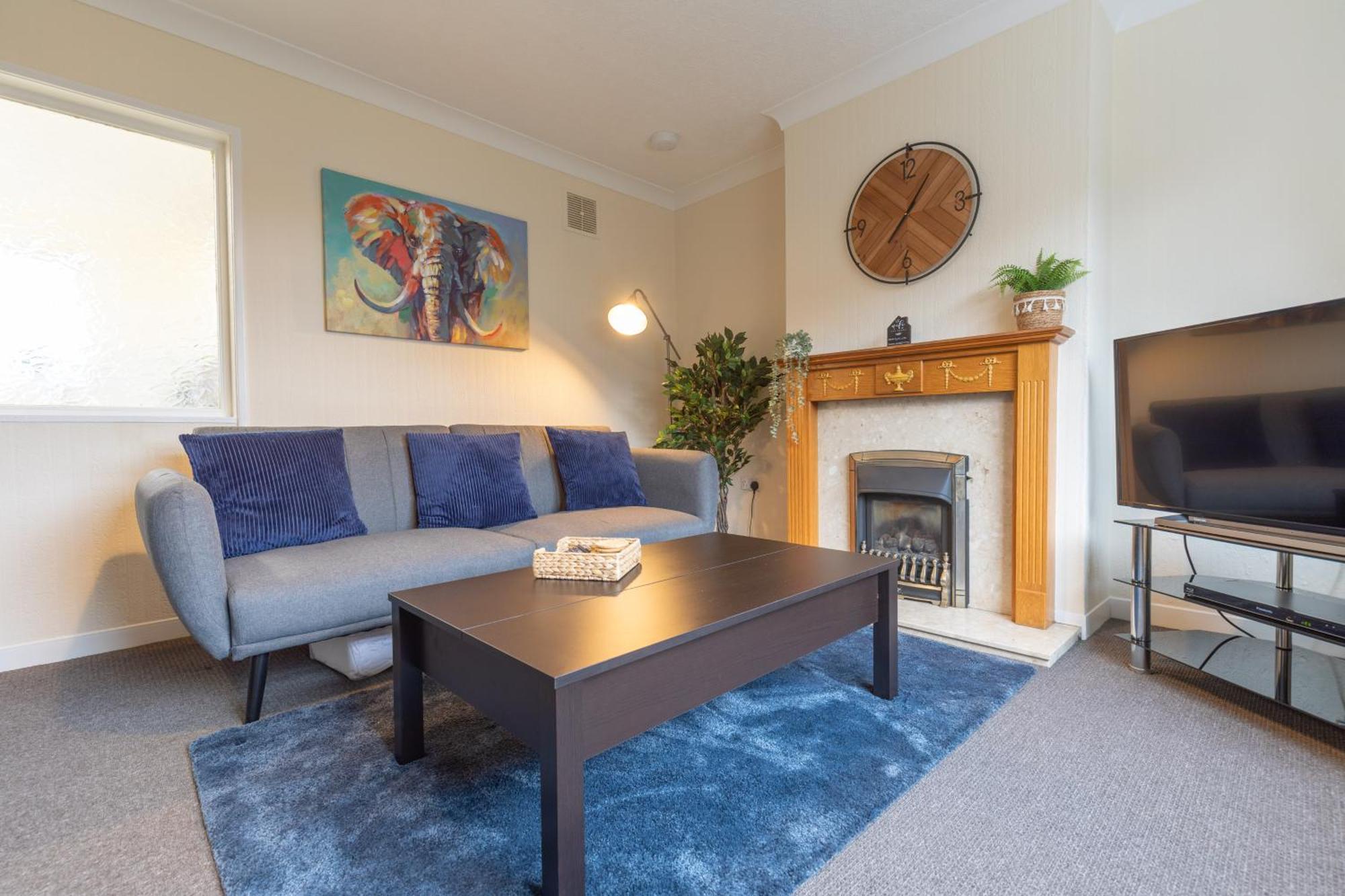 Leconfield Close - Comfy House And Free Parking Kingston upon Hull Eksteriør bilde